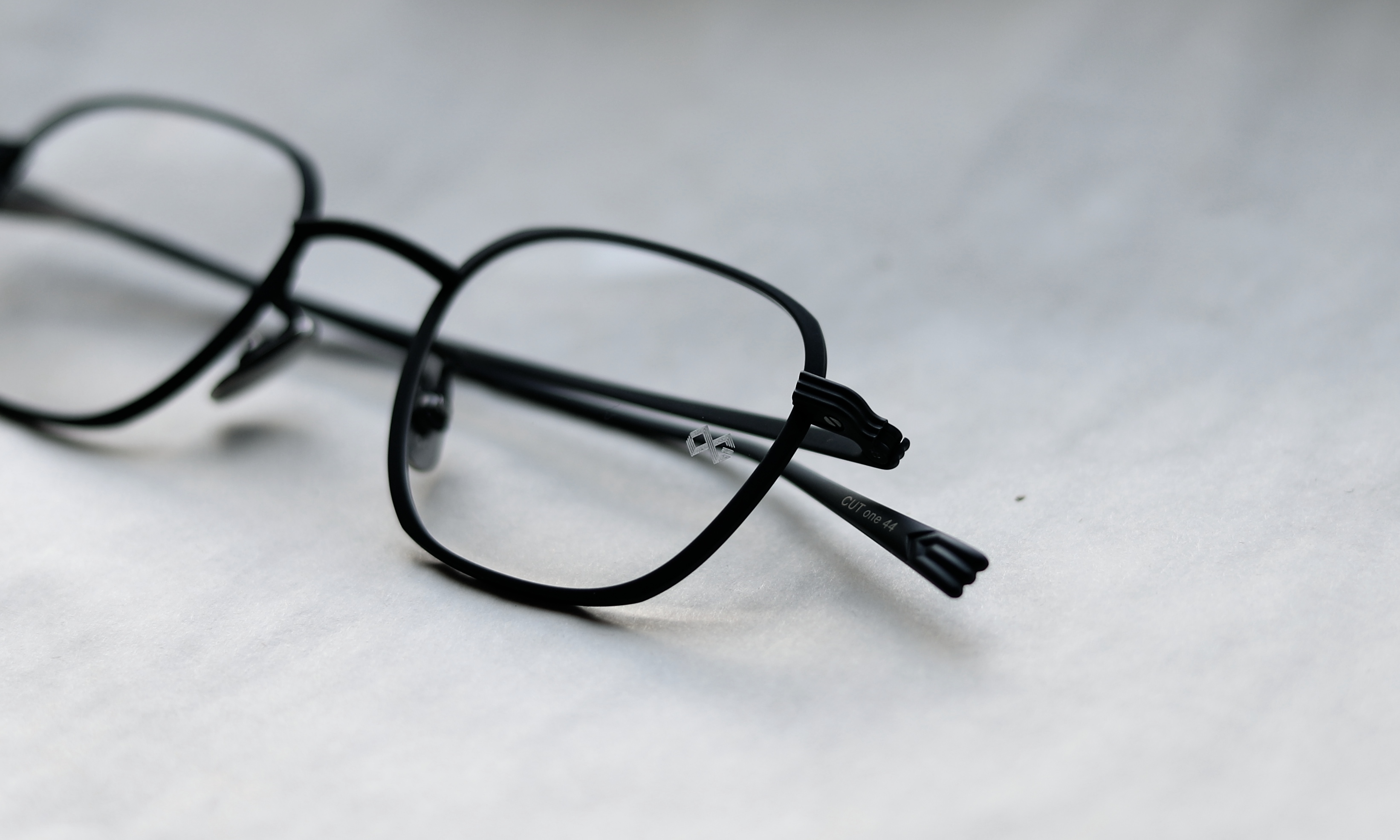 配送日指定可 og×oliver goldsmith cut one 44 BLACK - 通販 - www